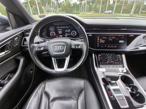 Used 2019 Audi Q8 Premium Plus AWD/4WD image 5
