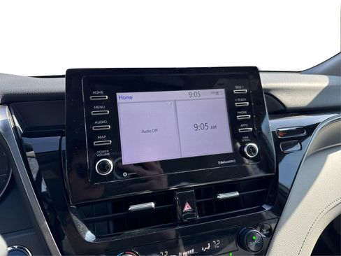 Used 2023 Toyota Camry SE FWD image 14