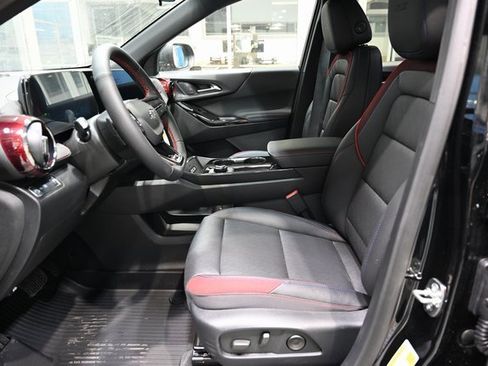 New 2026 Chevrolet Equinox RS w/ LPO, Floor Liner Package image 9