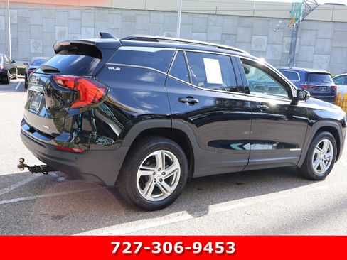 Used 2020 GMC Terrain SLE w/ Driver Convenience Package image 10