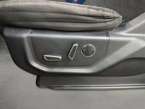 Used 2016 Ford F150 XLT w/ Equipment Group 302A Luxury image 36