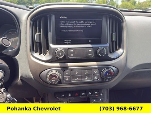 Used 2019 Chevrolet Colorado Z71 AWD/4WD image 14