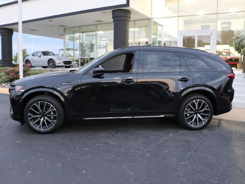 Certified 2026 MAZDA CX-70 3.3 Turbo S w/ Premium Plus AWD/4WD image 2
