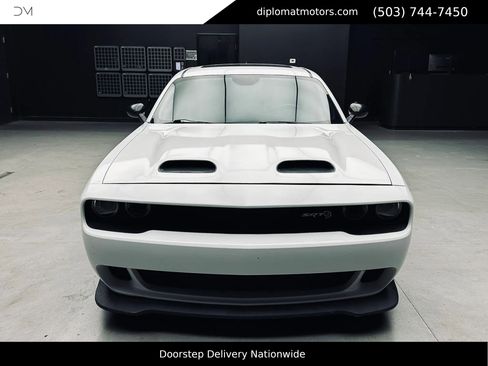 Used 2019 Dodge Challenger SRT Hellcat Redeye RWD image 11