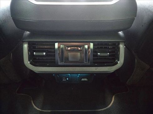 Used 2023 Ford F150 Platinum image 16