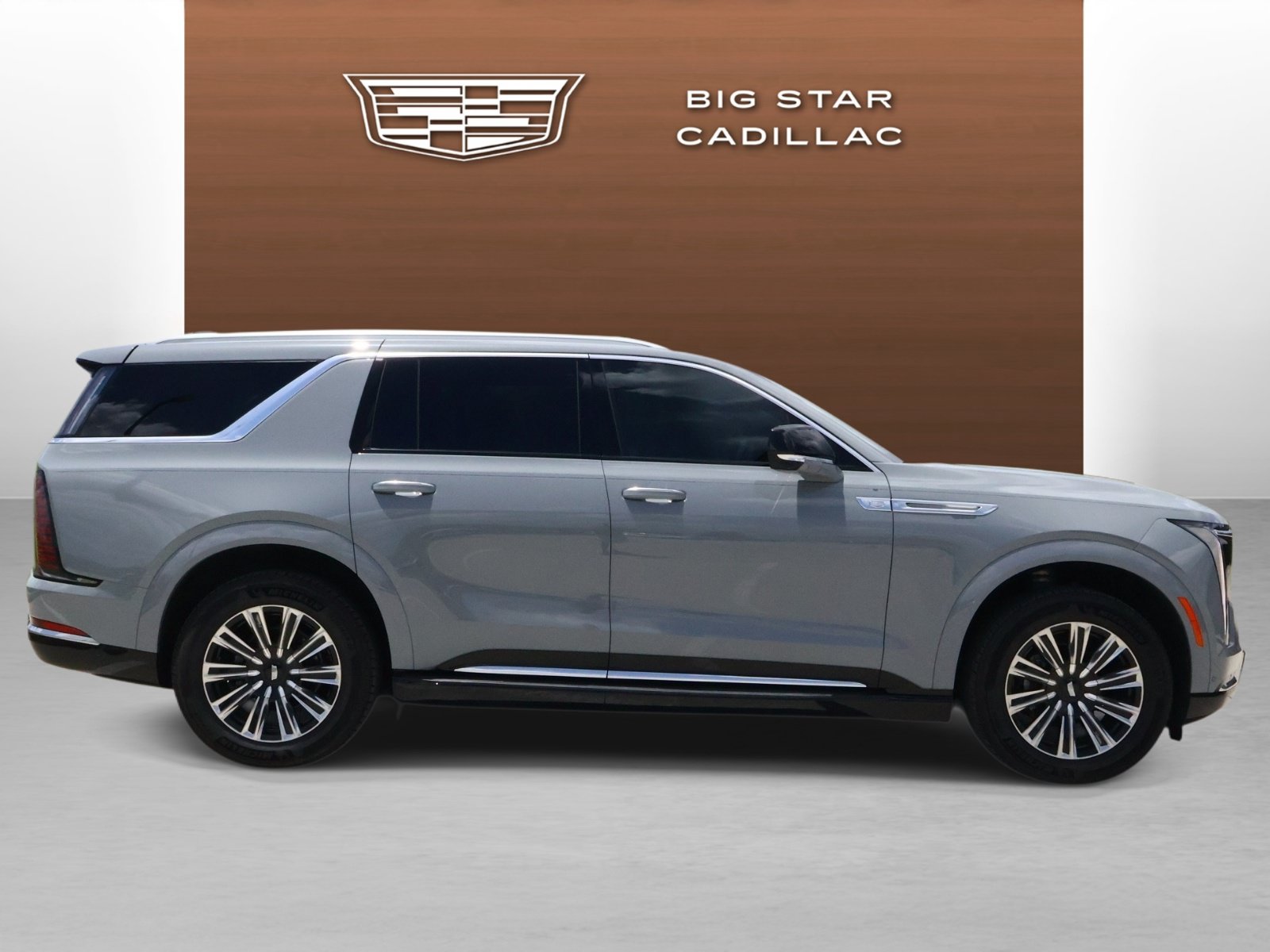 Certified 2026 Cadillac Escalade IQL Luxury AWD/4WD image 6
