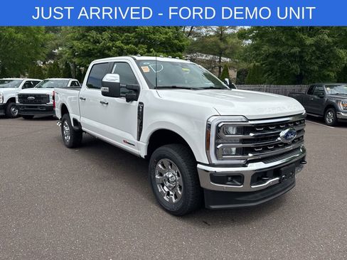 Used 2026 Ford F250 King Ranch w/ Chrome Package AWD/4WD image 3