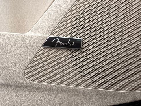 Used 2014 Volkswagen Tiguan SEL image 14