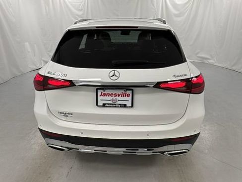 Used 2024 Mercedes-Benz GLC 300 GLC 300 image 4