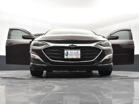 Used 2020 Chevrolet Malibu RS image 11