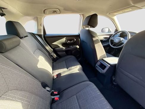 Used 2024 Honda HR-V LX image 25