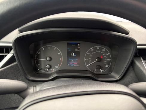 Used 2024 Toyota Corolla LE FWD image 14