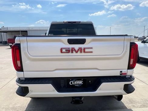 Used 2023 GMC Sierra 2500 Denali AWD/4WD image 5
