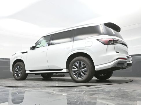Certified 2025 INFINITI QX80 Pure image 27