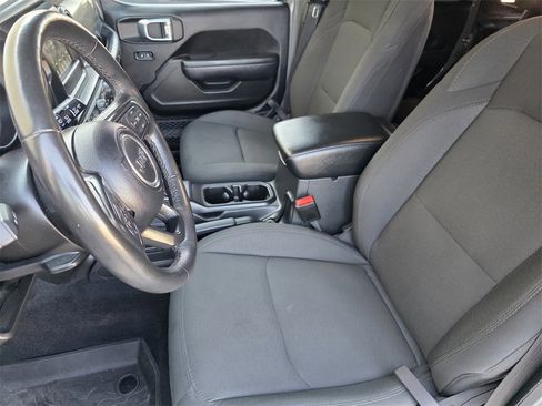 Used 2023 Jeep Wrangler Unlimited Sport image 11