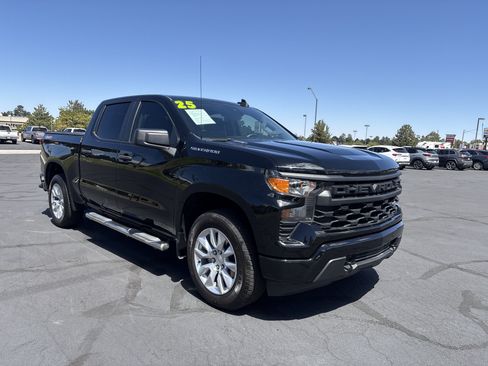 Used 2025 Chevrolet Silverado 1500 Custom AWD/4WD image 2