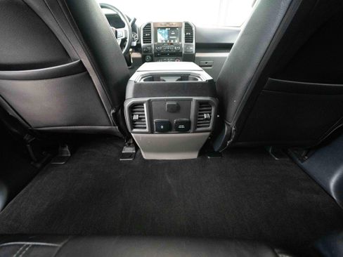 Used 2018 Ford F150 XLT w/ Equipment Group 302A Luxury AWD/4WD image 22