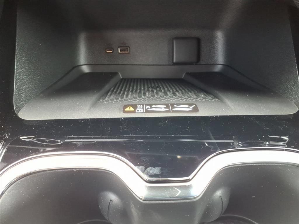 New 2026 Chevrolet Traverse LT w/ Enhanced Driving Package FWD image 22