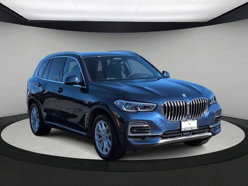 Certified 2023 BMW X5 xDrive45e w/ Executive Package image 2