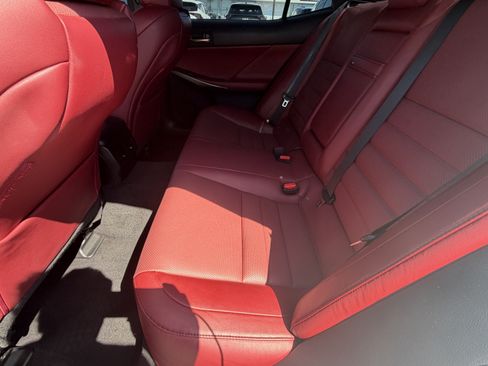 Used 2018 Lexus IS 300 F Sport RWD image 28