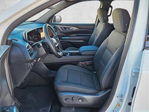 New 2026 Chevrolet Traverse LT image 15