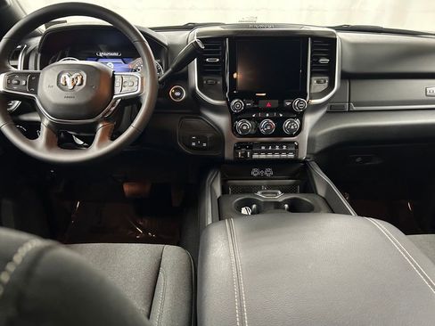 Used 2025 RAM 2500 Big Horn AWD/4WD image 15