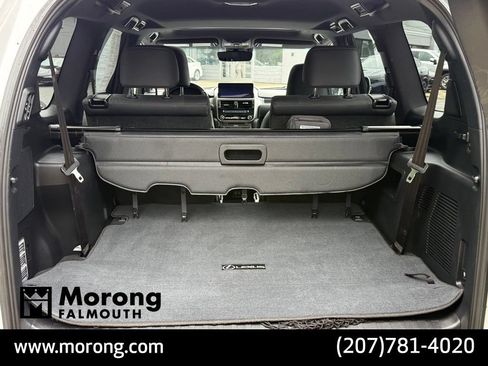Used 2022 Lexus GX 460 Premium w/ Accessory Package AWD/4WD image 17
