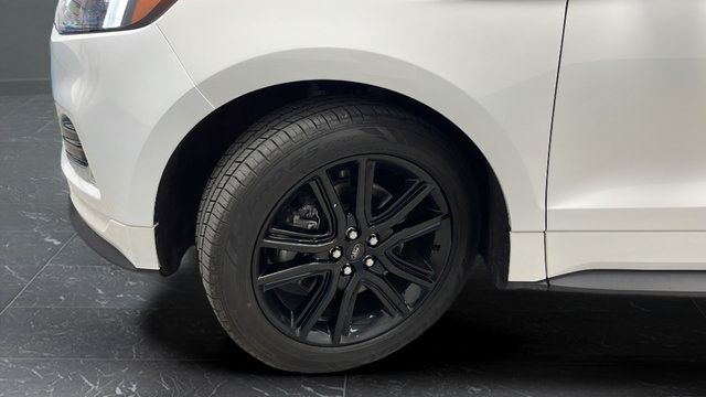 Used 2020 Ford Edge ST-Line w/ Cold Weather Package AWD/4WD image 37