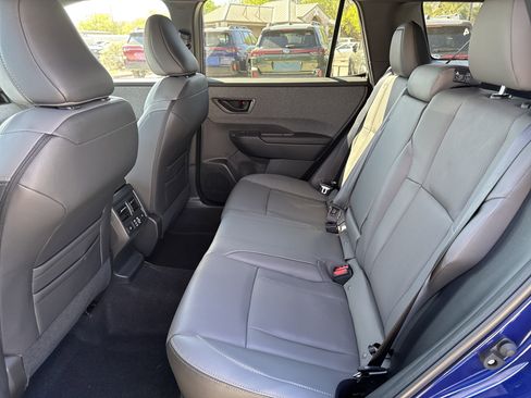 New 2026 Subaru Outback Limited AWD/4WD image 30