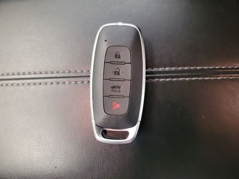 Used 2024 Nissan Sentra S image 32