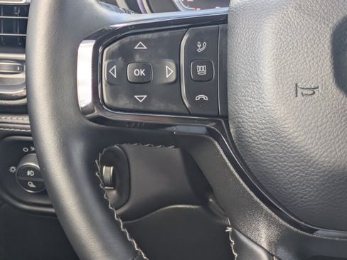 Used 2025 RAM 3500 Limited AWD/4WD image 26