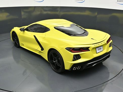 Used 2022 Chevrolet Corvette Stingray Coupe w/ 1LT RWD image 22