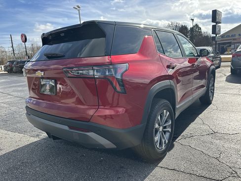 New 2026 Chevrolet Equinox LT image 9