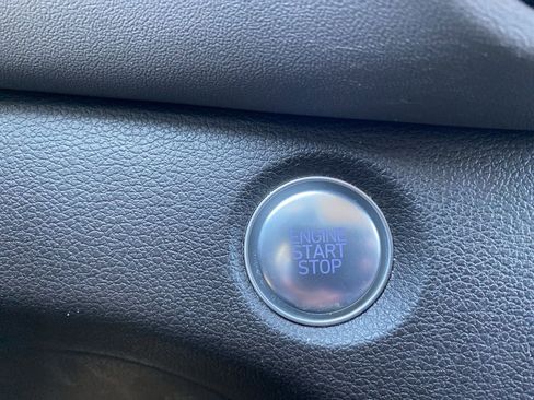 Used 2019 Hyundai Santa Fe FWD image 23