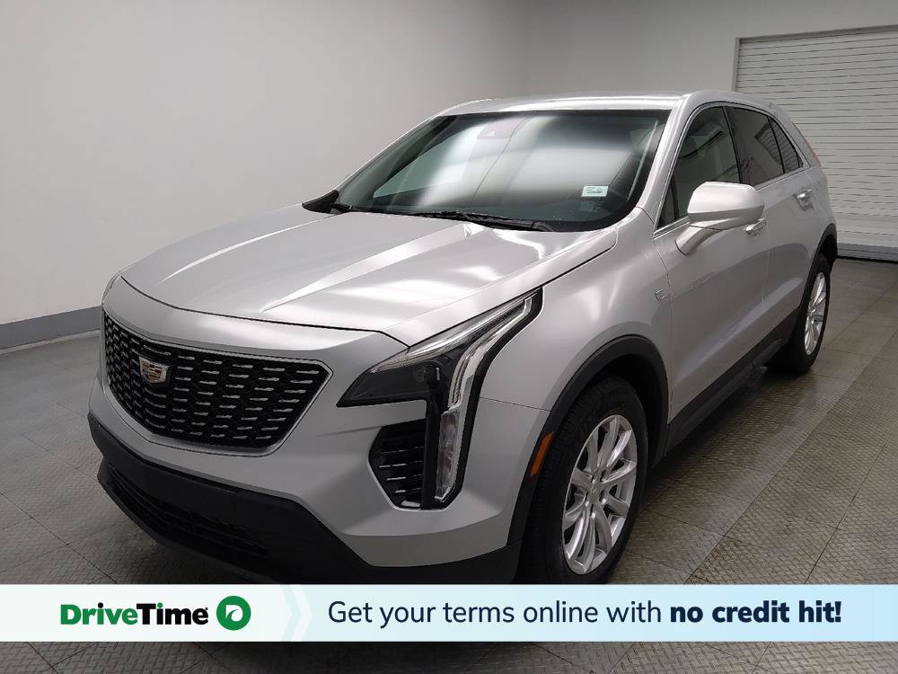 Used 2020 Cadillac XT4 Luxury w/ Cold Weather Package FWD image 1