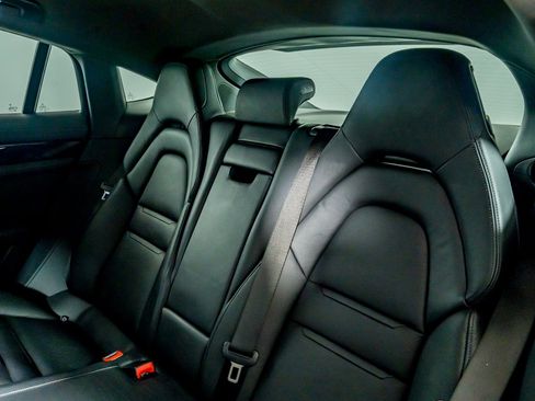 Used 2018 Porsche Panamera 4S AWD/4WD image 26