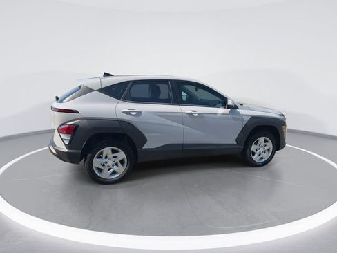 Certified 2026 Hyundai Kona SE AWD/4WD image 9