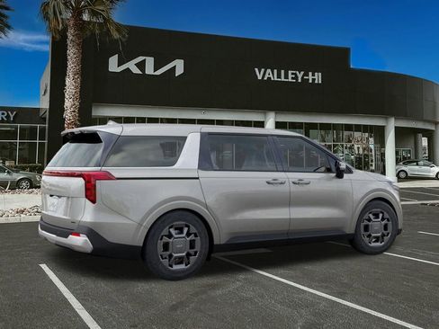 New 2026 Kia Carnival EX image 6