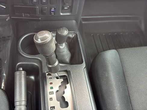 Used 2008 Toyota FJ Cruiser 4WD image 27