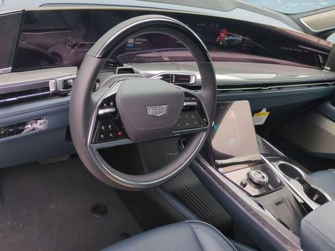 New 2025 Cadillac Escalade IQ Luxury 2 image 6