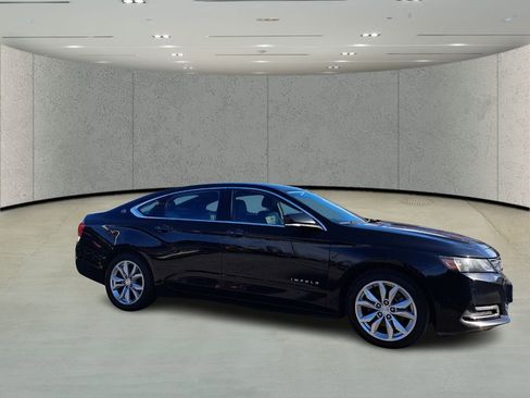 Used 2018 Chevrolet Impala LT image 3