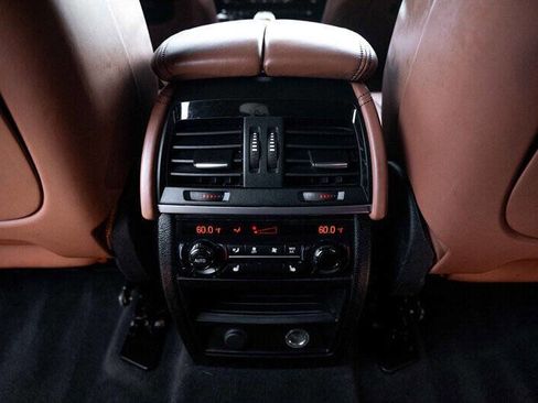 Used 2016 BMW X5 xDrive50i image 19