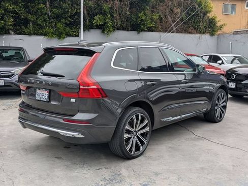 Certified 2023 Volvo XC60 T8 Ultimate AWD/4WD image 3