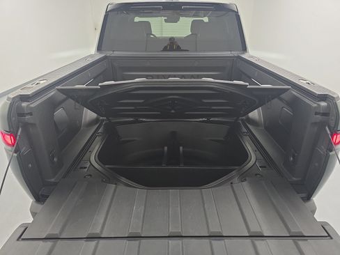 Used 2024 Rivian R1T Adventure AWD/4WD image 15