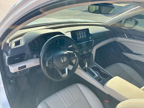 Used 2022 Honda Accord EX-L image 10