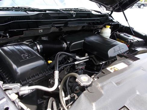 Used 2014 RAM 1500 Express image 19