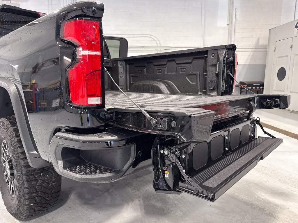 New 2026 Chevrolet Silverado 2500 ZR2 AWD/4WD image 48