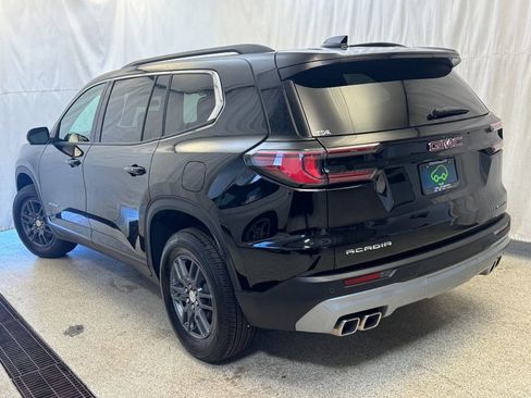 Certified 2025 GMC Acadia Elevation FWD image 6