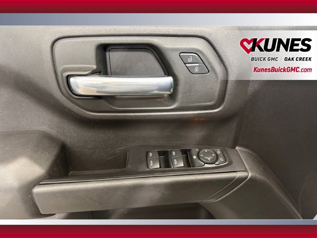 Used 2021 Chevrolet Silverado 1500 Custom w/ Custom Max Trailering Package AWD/4WD image 21