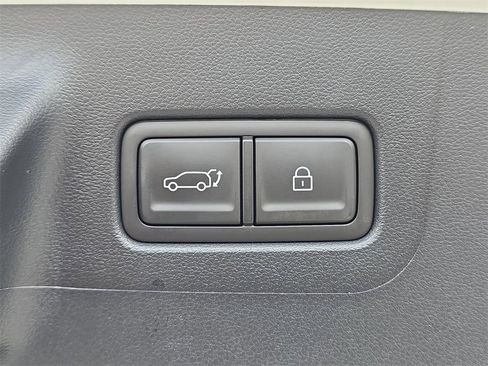 New 2026 Hyundai Santa Fe SE image 18